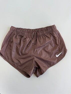 Nike Tempo Lux Shine M